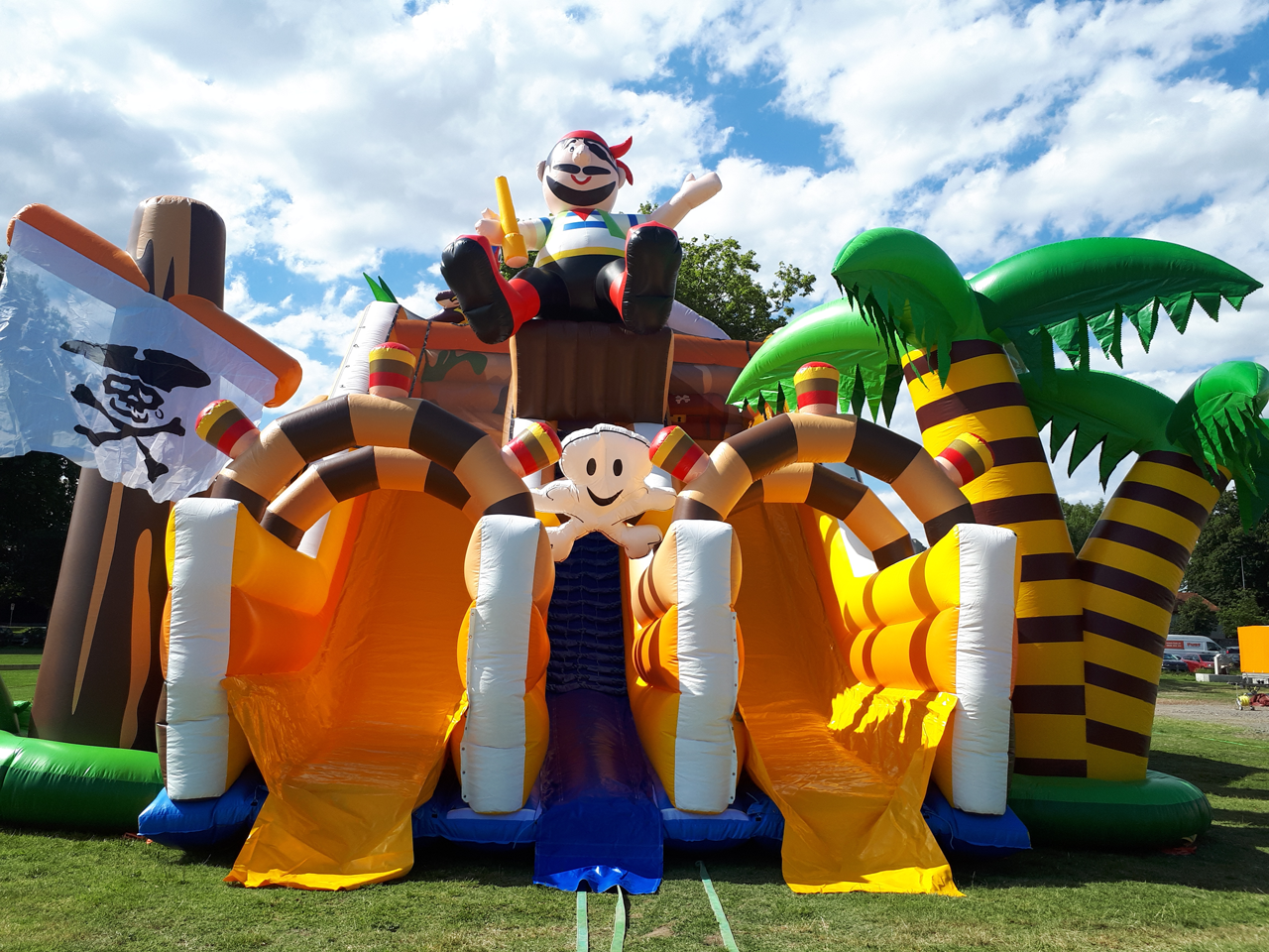 Peppiland Parc D Attractions Gonflables
